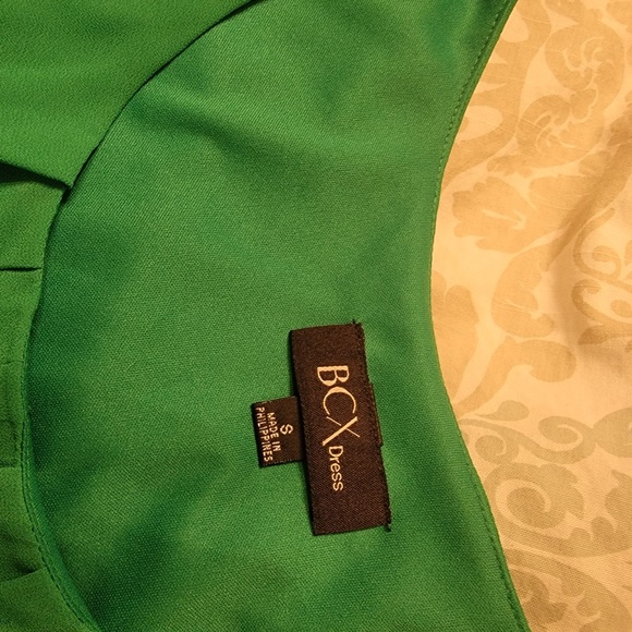 Cute Spring dress - Picture 5 of 6